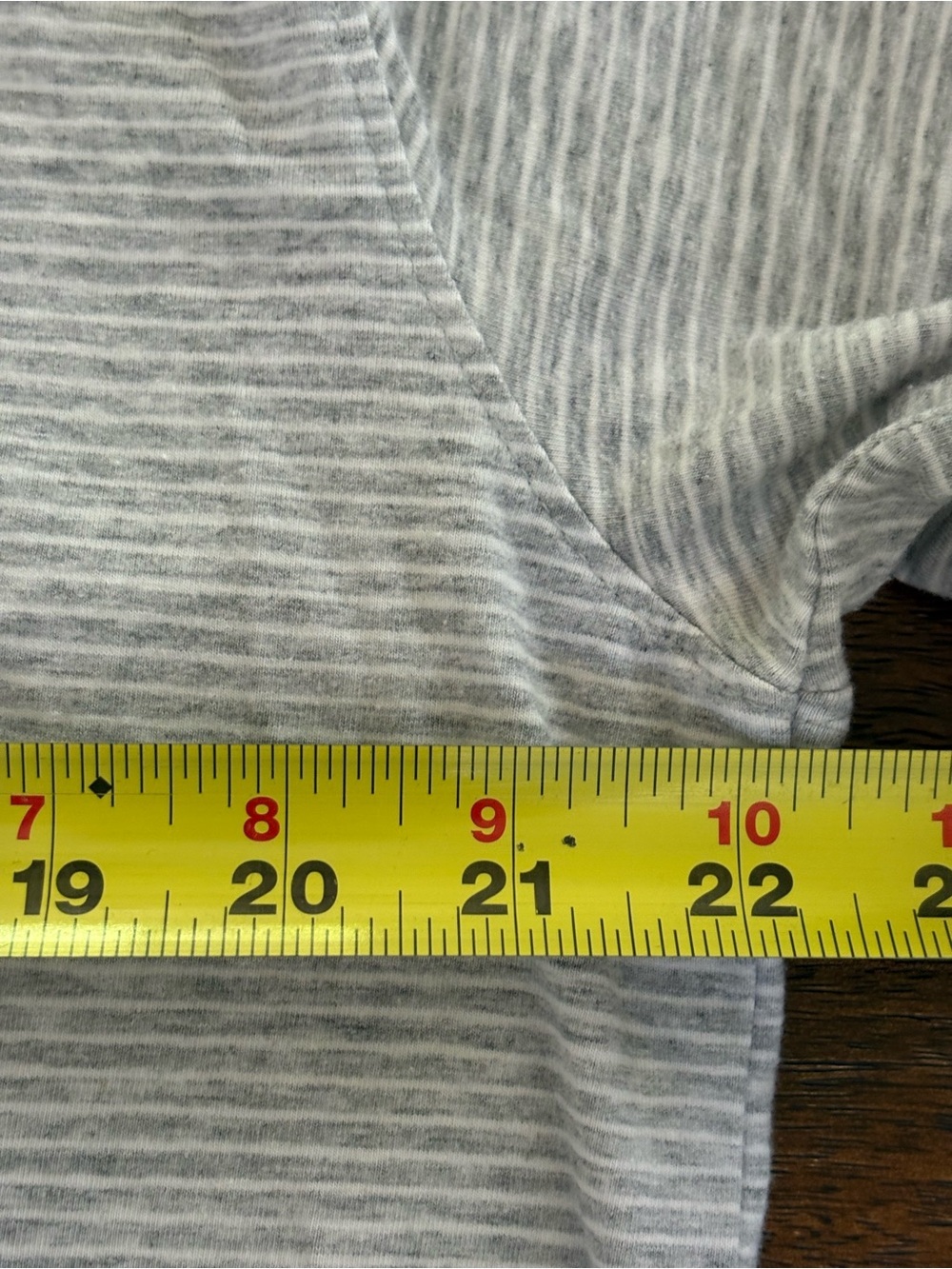Coolibar Morada Everyday T-Shirt Long Sleeve Gray White Striped L UPF Protection - Picture 8 of 8